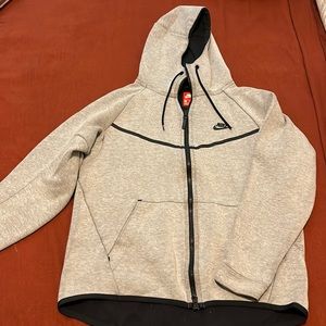 Nike Tech Zip-up Hoodie